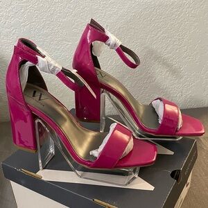 Worthington Fuchsia Block Heel Sandals